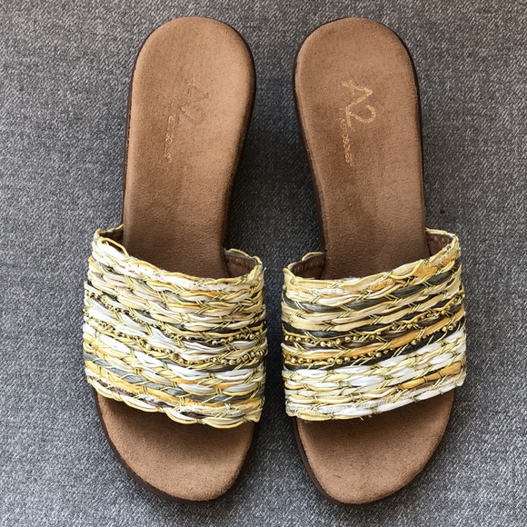 Worn once! - A2 AEROSOLES ‘Say Yes’ Woven Wedge Slide Sandals - Picture 7 of 14